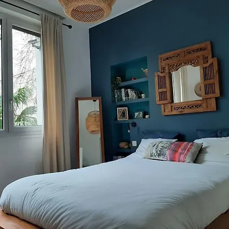 Daire Charming Loft With Garden Asnières