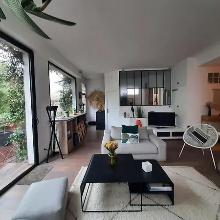 Charming Loft With Garden
